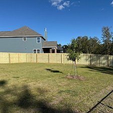 Shadowbox-Aluminum-Fence-Installation-in-Evans-GA-Privacy-Curb-Appeal-Experts 4
